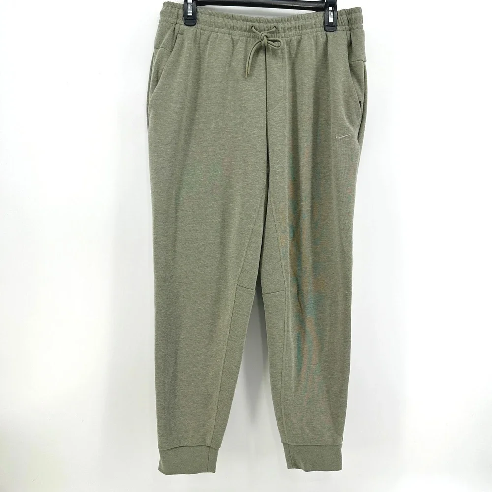 Nike Joggers Mens M Light Army Green Standard Fit FZ0975-320 Training Pants NWT
